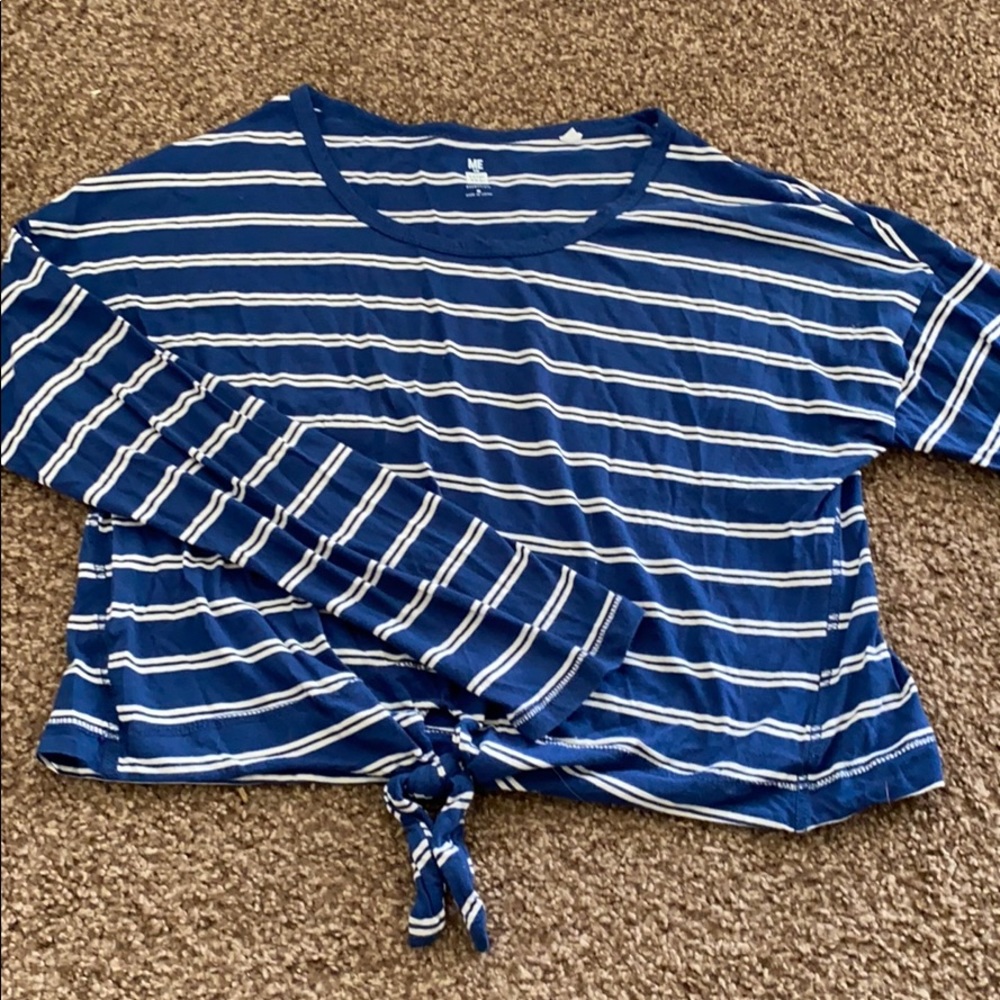 Long sleeve crop top